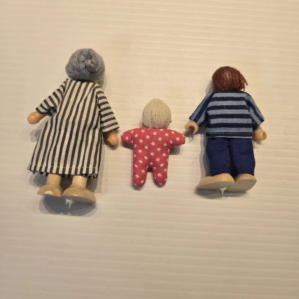 Wooden Doll Figures Dollhouse Bendable Poseable‎ Action Figures